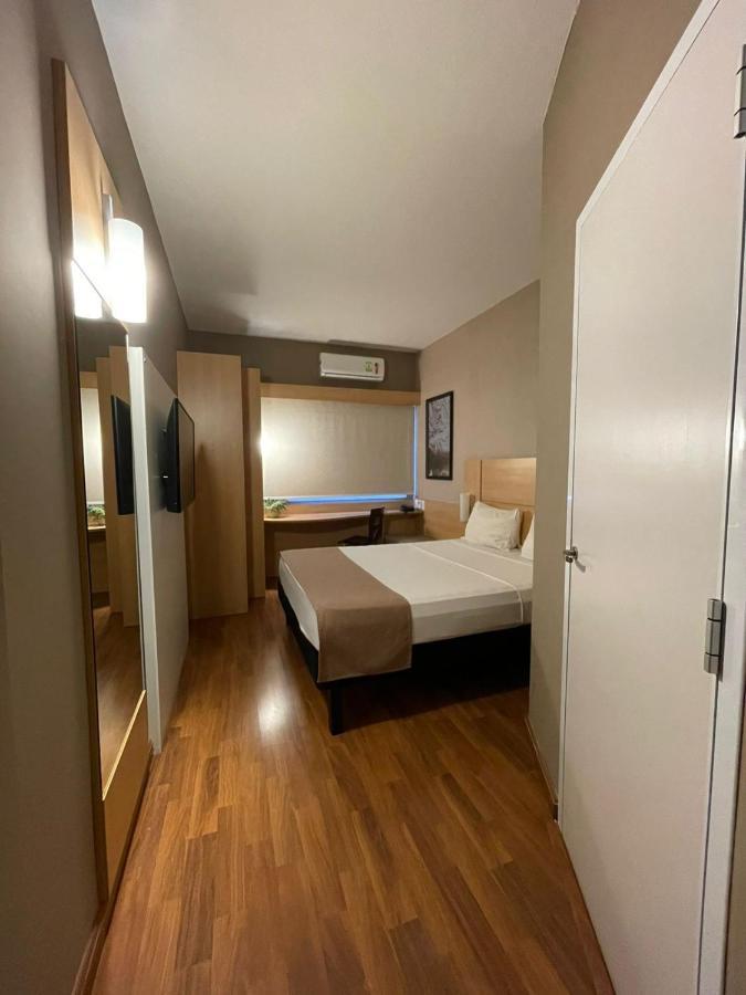 Hotel Oeste Plaza Andradina ภายนอก รูปภาพ